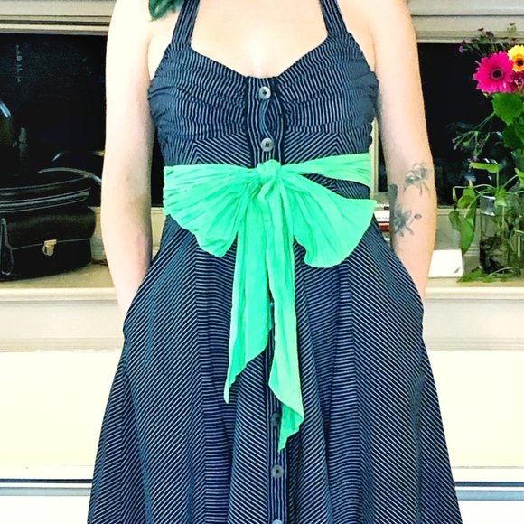 Anthropology 1959 Retro Button Down Dress - Picture 5 of 15